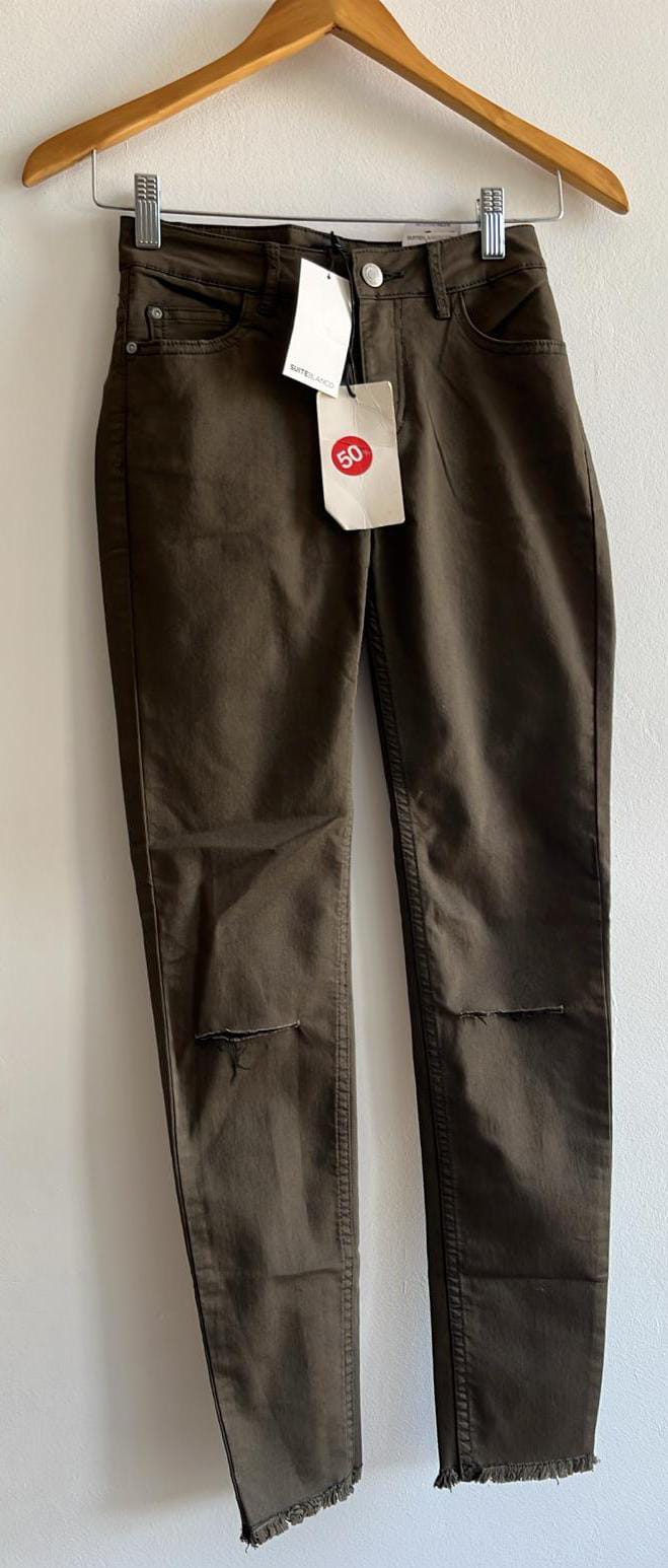 Pantalones Tejanos Slim Fit con Rasgados – Talla EU 34