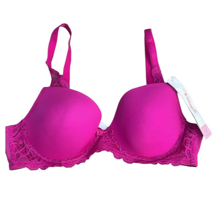 Sujetador Triumph Fucsia Talla 95A – Elegancia con Encaje y Máxima Comodidad